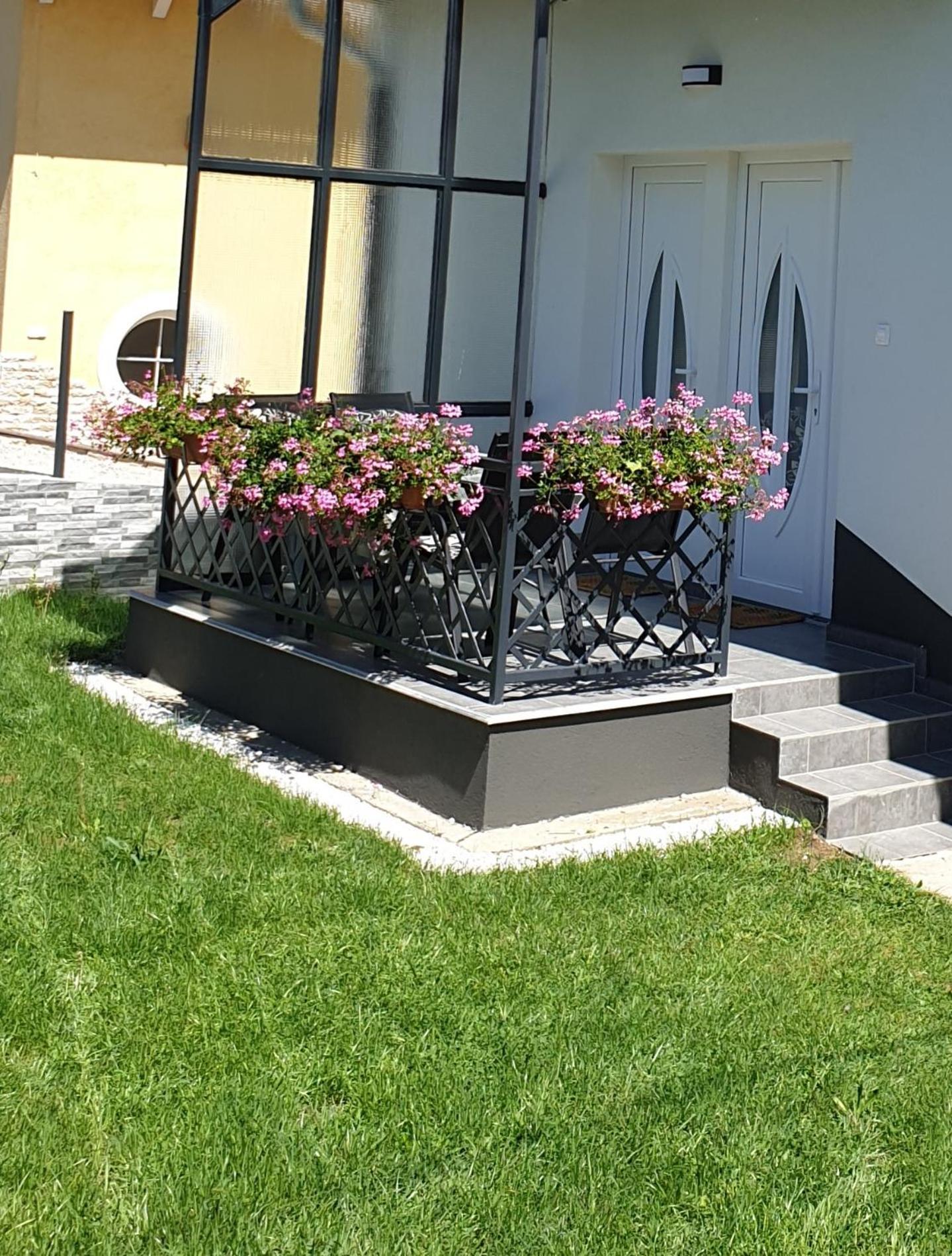 Adri Apartman Zalakaros Δωμάτιο φωτογραφία