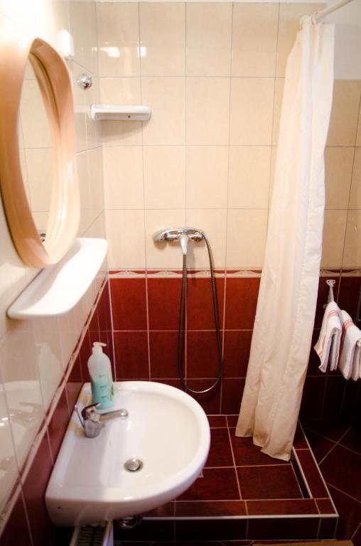 Adri Apartman Zalakaros Δωμάτιο φωτογραφία