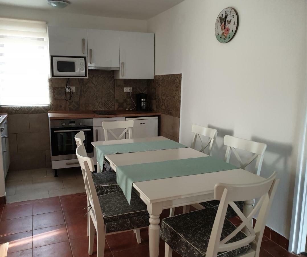 Adri Apartman Zalakaros Εξωτερικό φωτογραφία